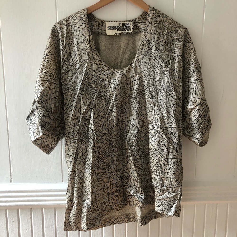 l’Ogan Geometric Styled Top